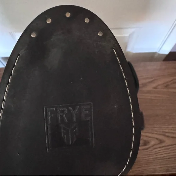 Frye Rory Scrunch Black Leather Boots 9 - Picture 3 of 15